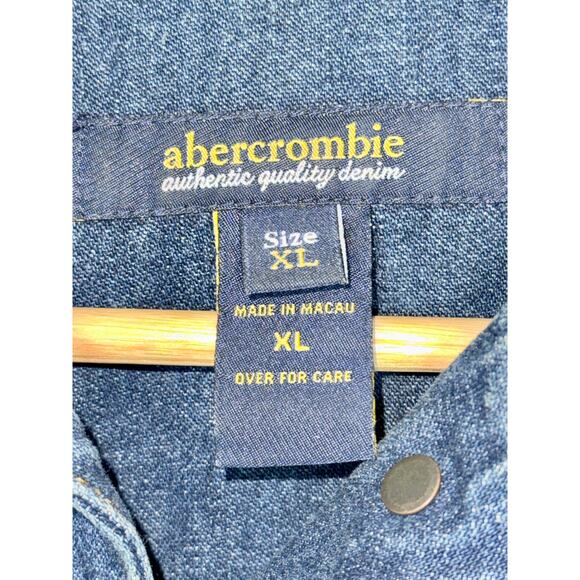 Abercrombie & Fitch Blue Denim Brown Studded Jean Jacket Coat Womens Size XL - Picture 3 of 9